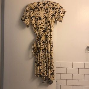 Diane Von Furstenberg Dresses - Diane Von Fustenberg Dress Diane Von Furstenberg Dresses - Diane Von Fustenberg Dress